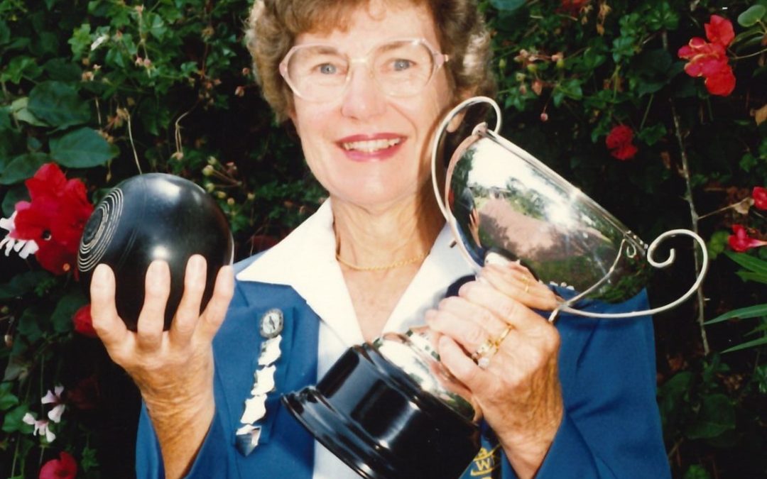JOCELYN BETH BUSBRIDGE (Jo) – (nee Holden)