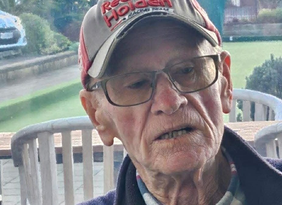 LESLIE MERVYN THOMPSON